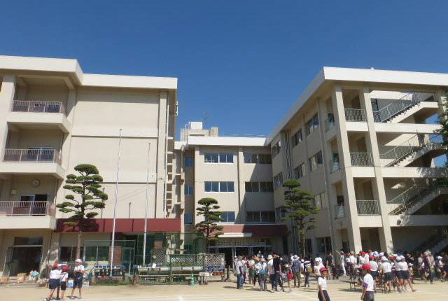 黒髪小学校